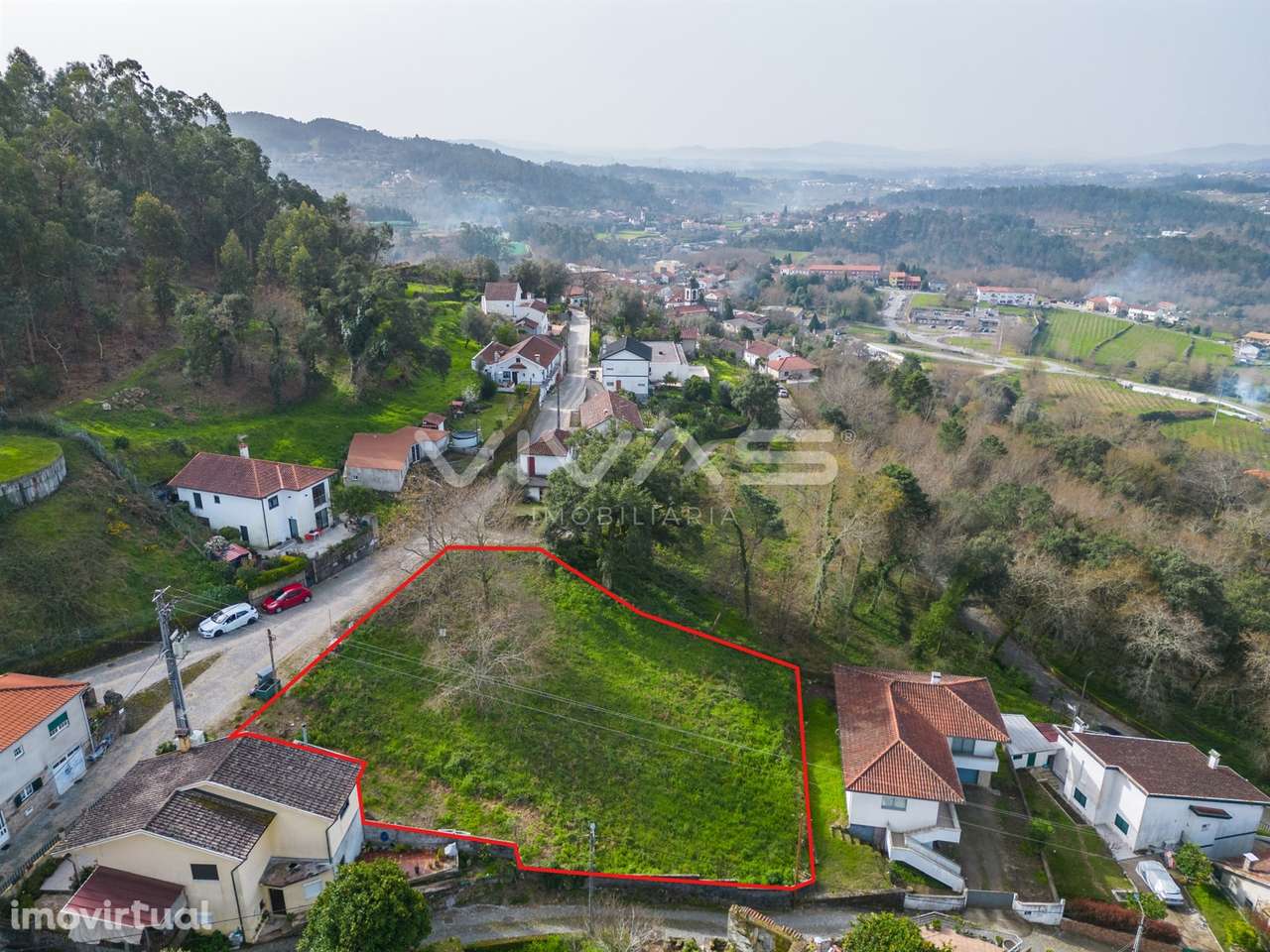Terreno Urbano  Venda em Caldelas, Sequeiros e Paranhos,Amares - Grande imagem: 2/29
