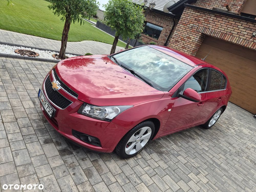 Chevrolet Cruze 1.8 LTZ+ - 13