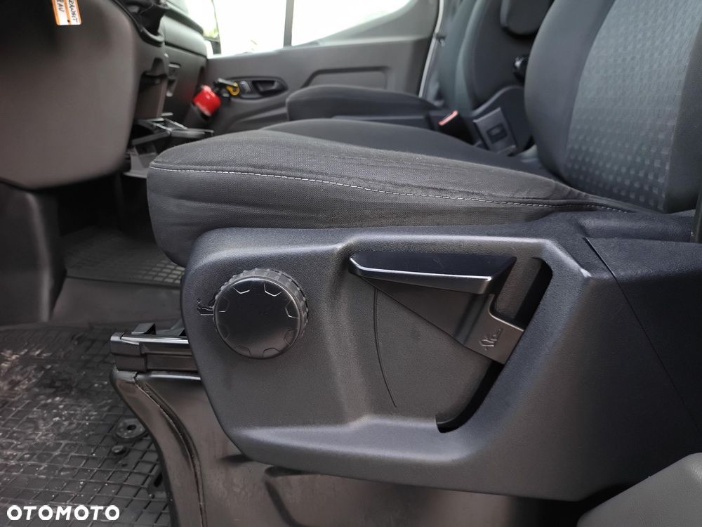 Ford Transit - 30