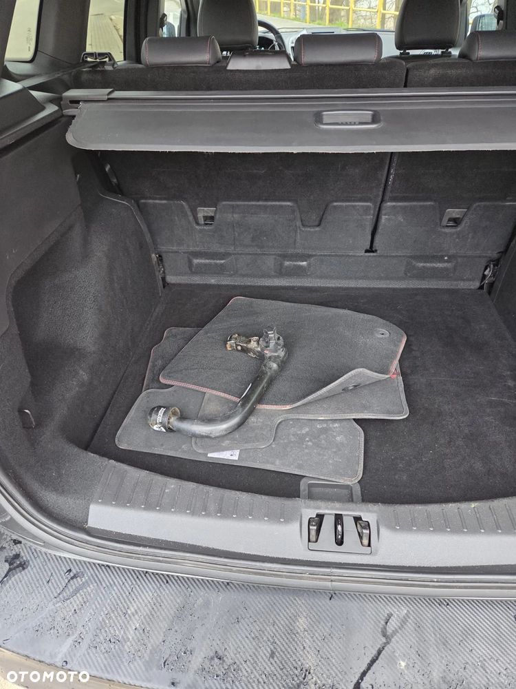 Ford Kuga 2.0 TDCi 4x4 ST-Line - 9