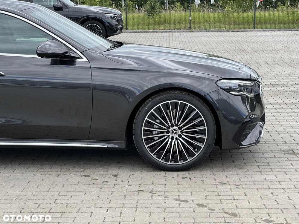 Mercedes-Benz Klasa E 220 d mHEV 4-Matic AMG 9G-Tronic - 8