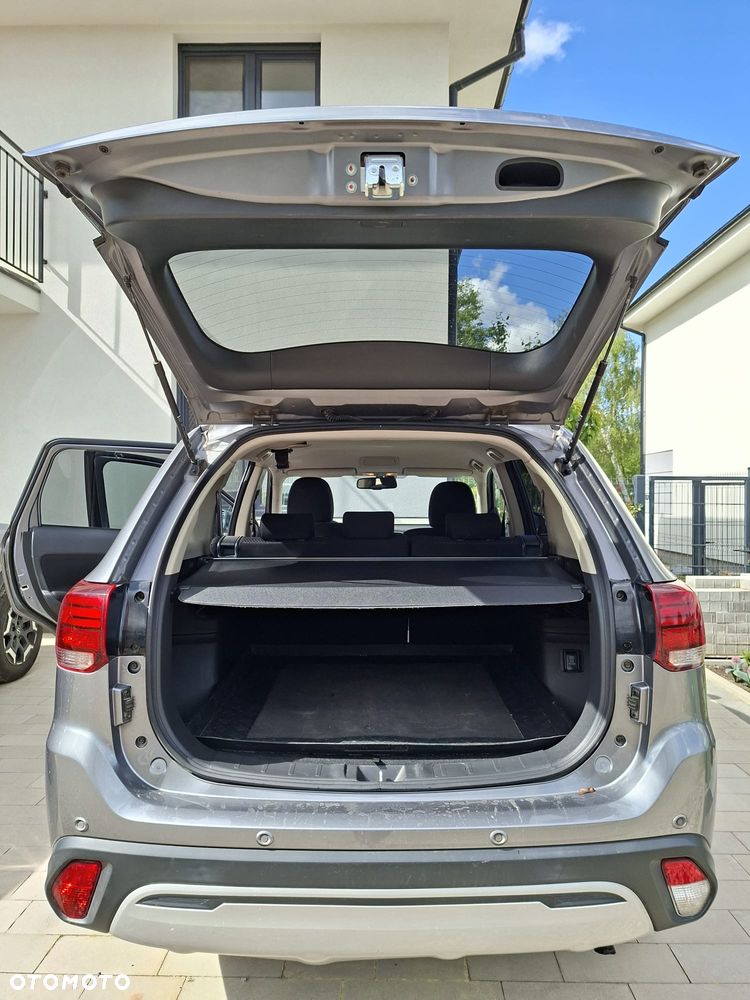 Mitsubishi Outlander 2.0 Intense Comfort 4WD CVT - 10