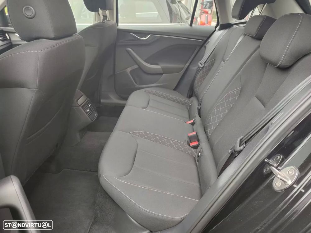 Skoda Kamiq 1.0 TSI Ambition - 17