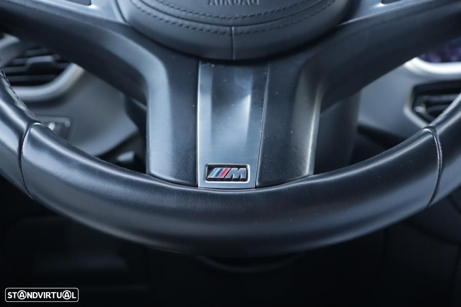 BMW 118 d Pack Color Vision - 30