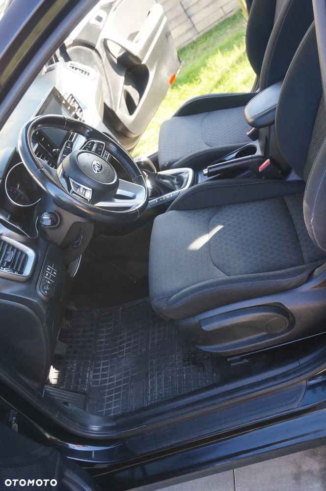 Kia Ceed 1.6 CRDi SCR L - 20