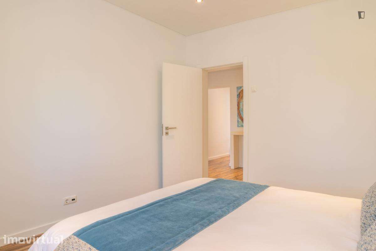 Apartamento com 2 quartos - localizado em Faro - Grande imagem: 3/11