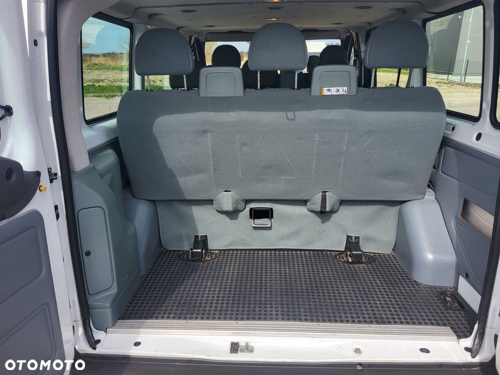 Ford Transit - 13
