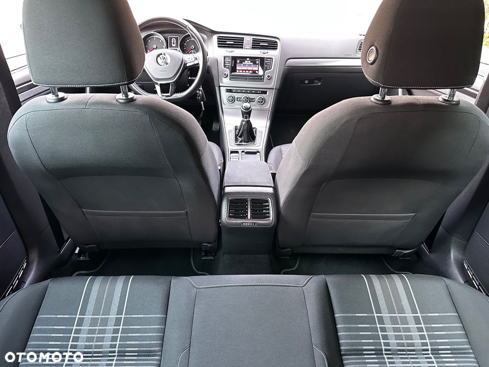 Volkswagen Golf 2.0 TDI BlueMotion Technology Lounge - 28