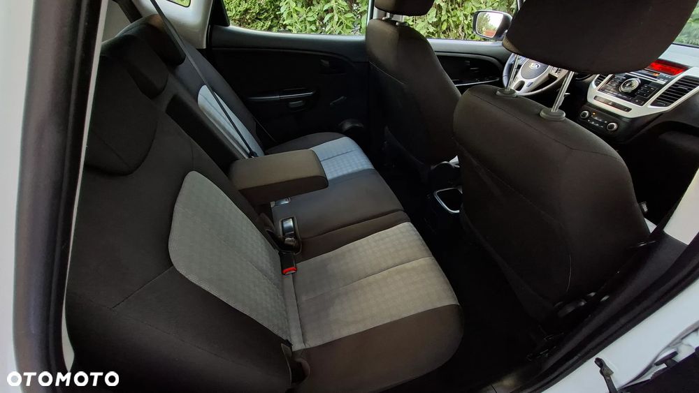 Kia Venga 1.4 CVVT Attract - 15