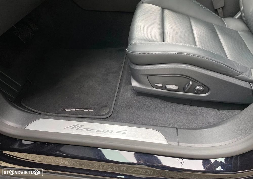 Porsche Macan Electric 4 - 20