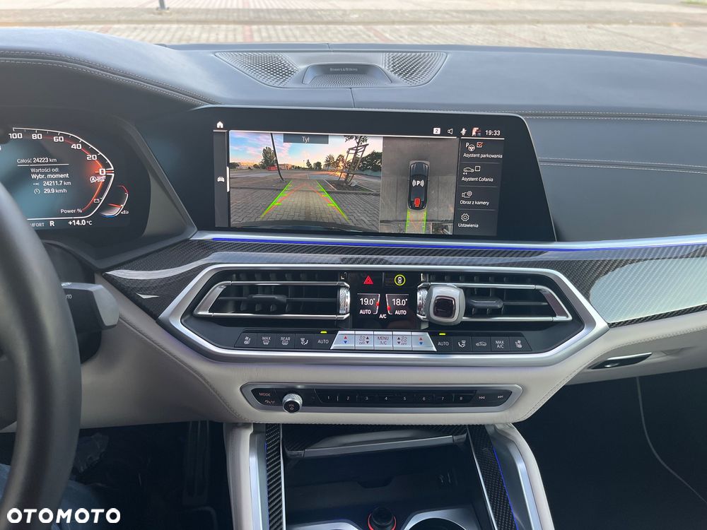 BMW X6 M50i - 15