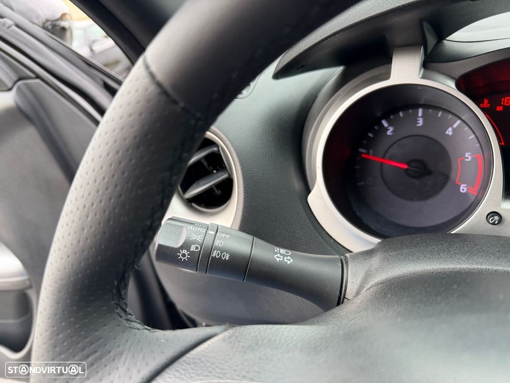 Nissan Juke 1.5 dCi Acenta Connect - 13