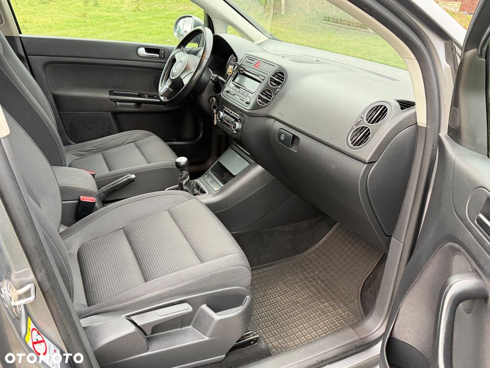 Volkswagen Golf Plus 2.0 TDI Comfortline - 12