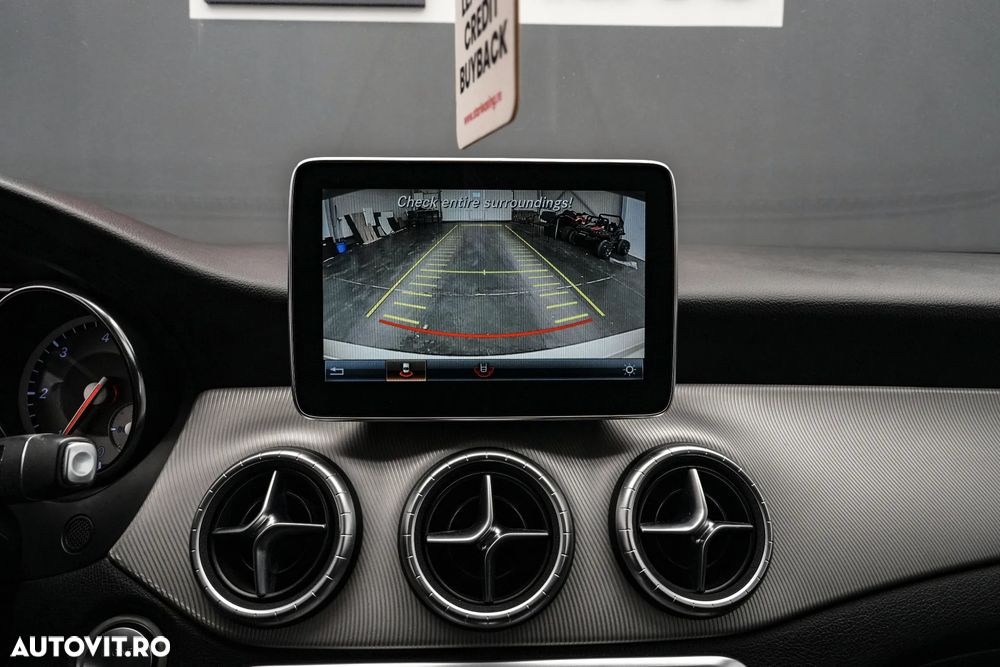 Mercedes-Benz CLA 200 d 7G-DCT - 20