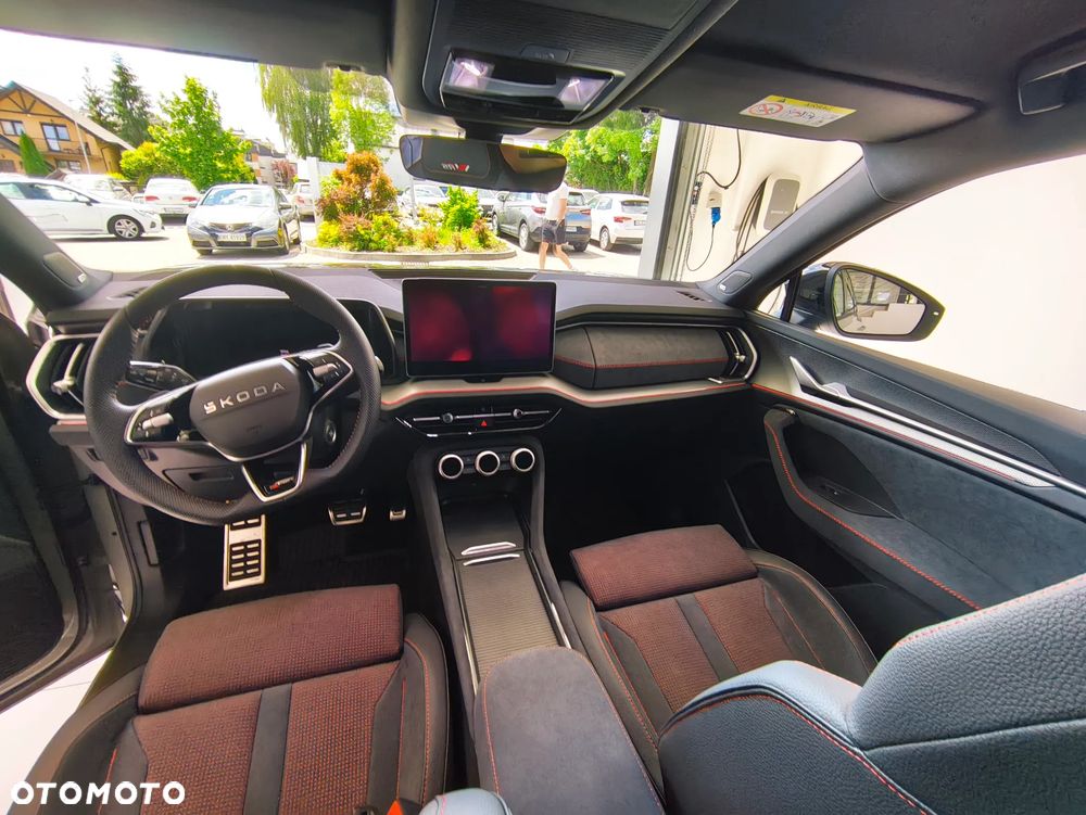 Skoda Kodiaq 2.0 TSI 4x4 DSG RS - 25
