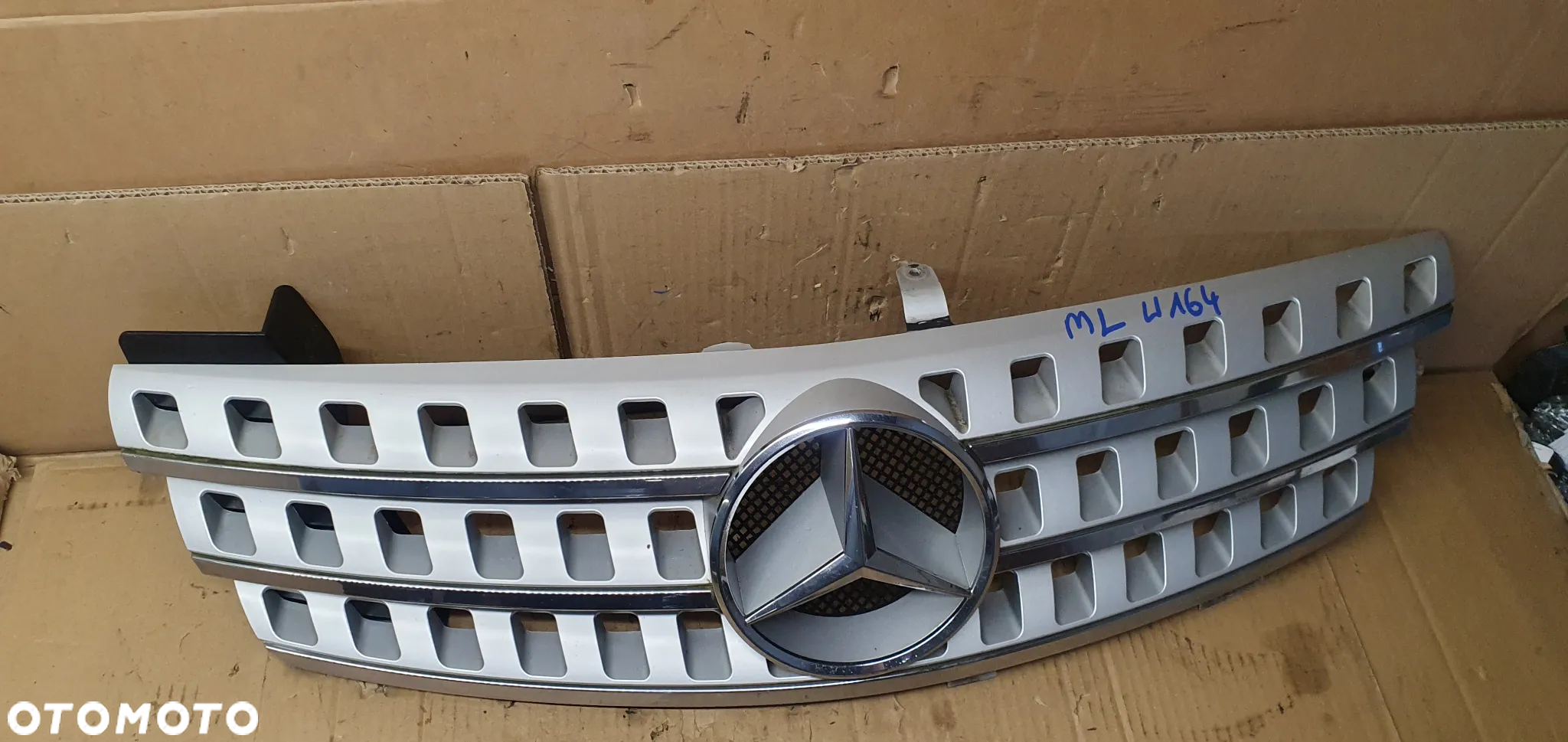 Grill atrapa zderzaka Mercedes ML W164 A1648880123 A1648800685 - 4