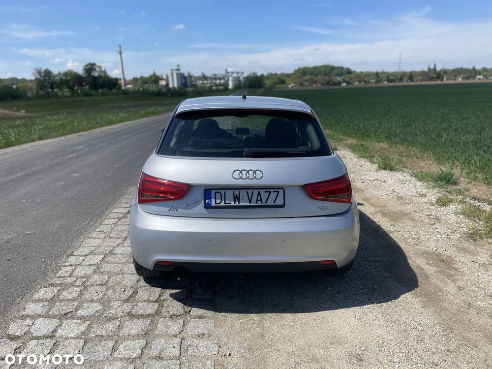 Audi A1 Sportback 1.6 TDI Ambition S tronic - 12