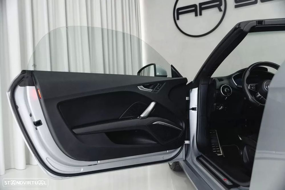 Audi TT Roadster 2.0 TFSi quattro S Tronic - 31