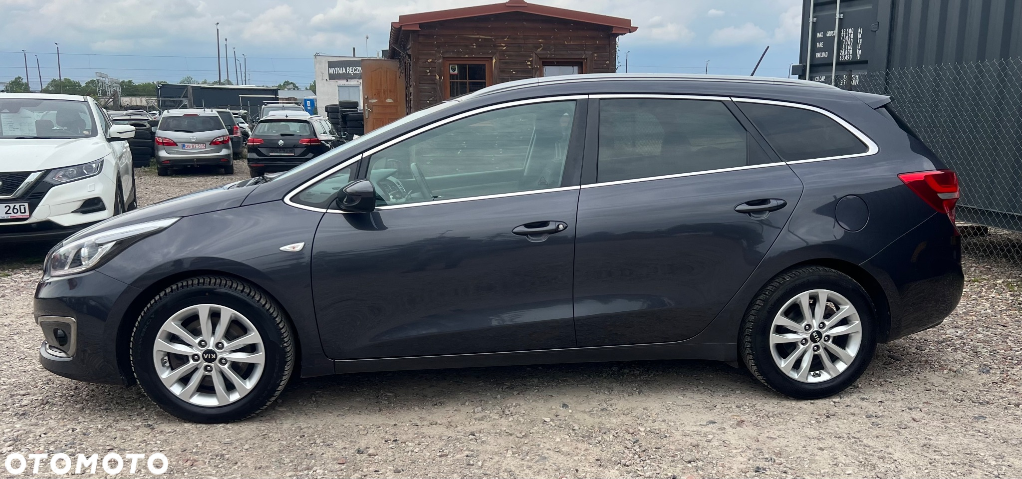 Kia Ceed - 4