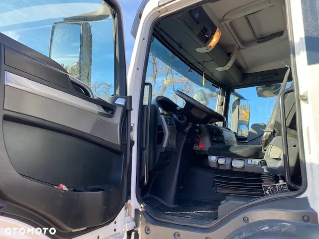 MAN TGS 35.460 - 17