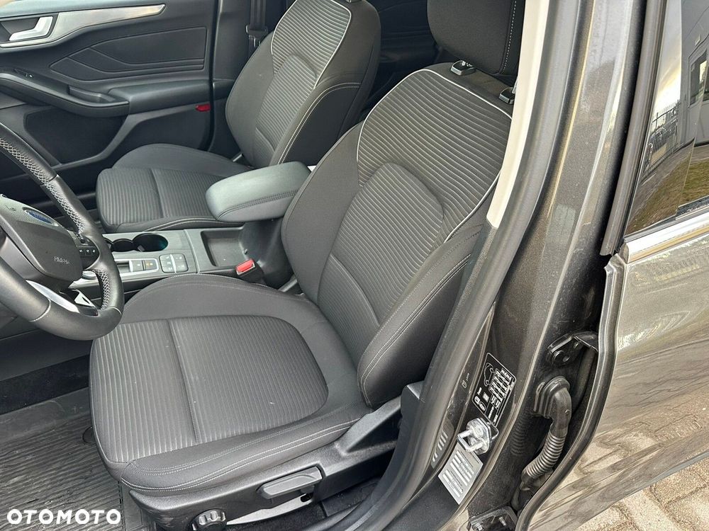 Ford Focus 1.5 EcoBoost Titanium X - 9