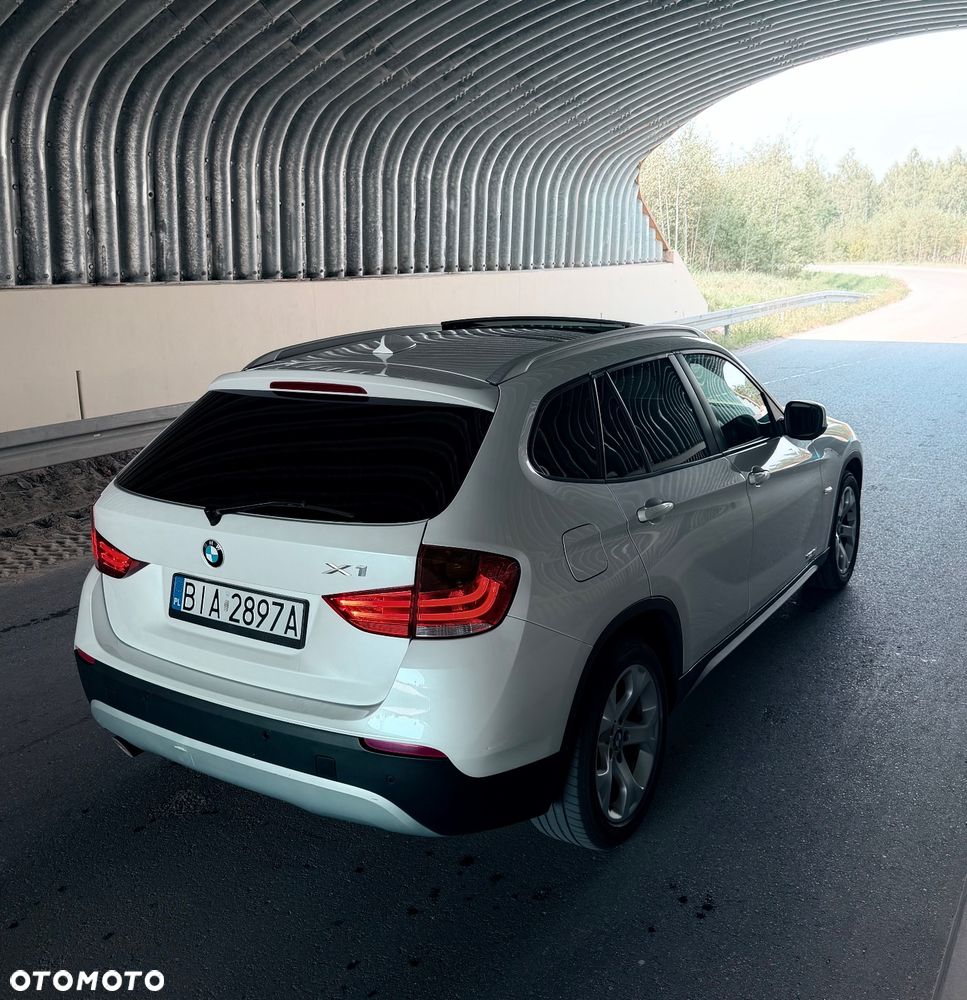 BMW X1 xDrive18d - 10