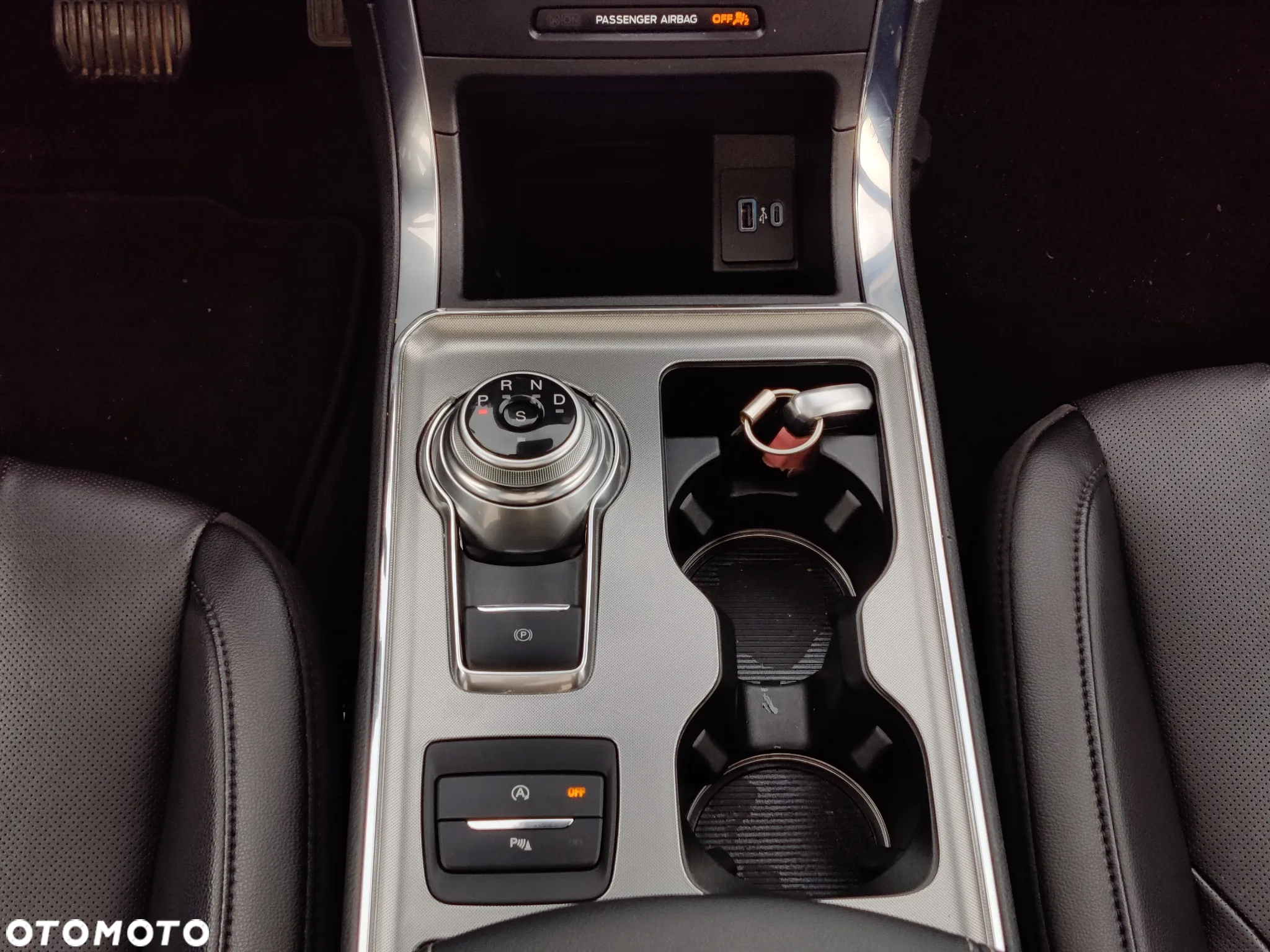 Ford Edge - 13