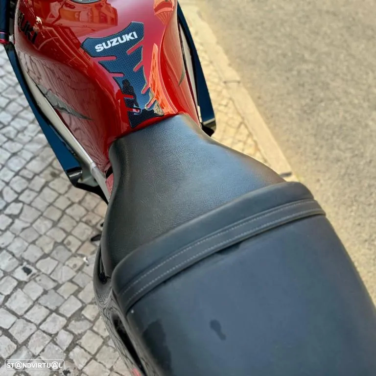 Suzuki GSX-R 600 SRAD - 19