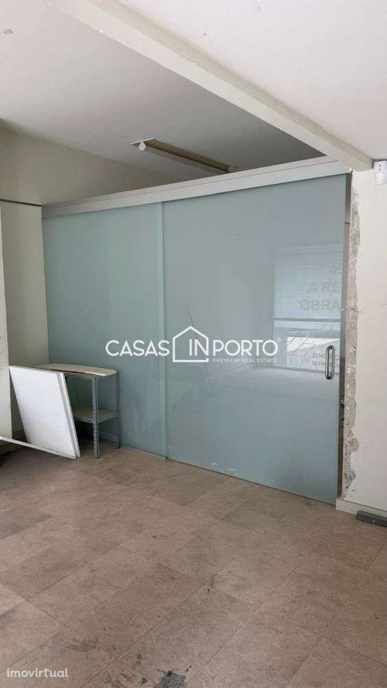 Excelente loja ao Palácio de Cristal - Grande imagem: 5/16