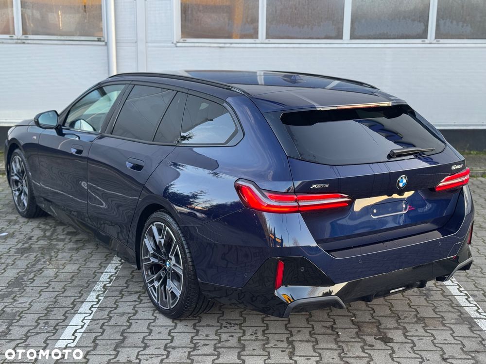 BMW Seria 5 540d xDrive - 16
