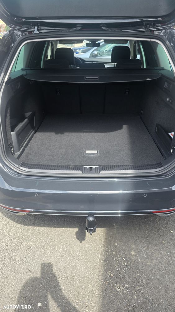 Volkswagen Passat - 15