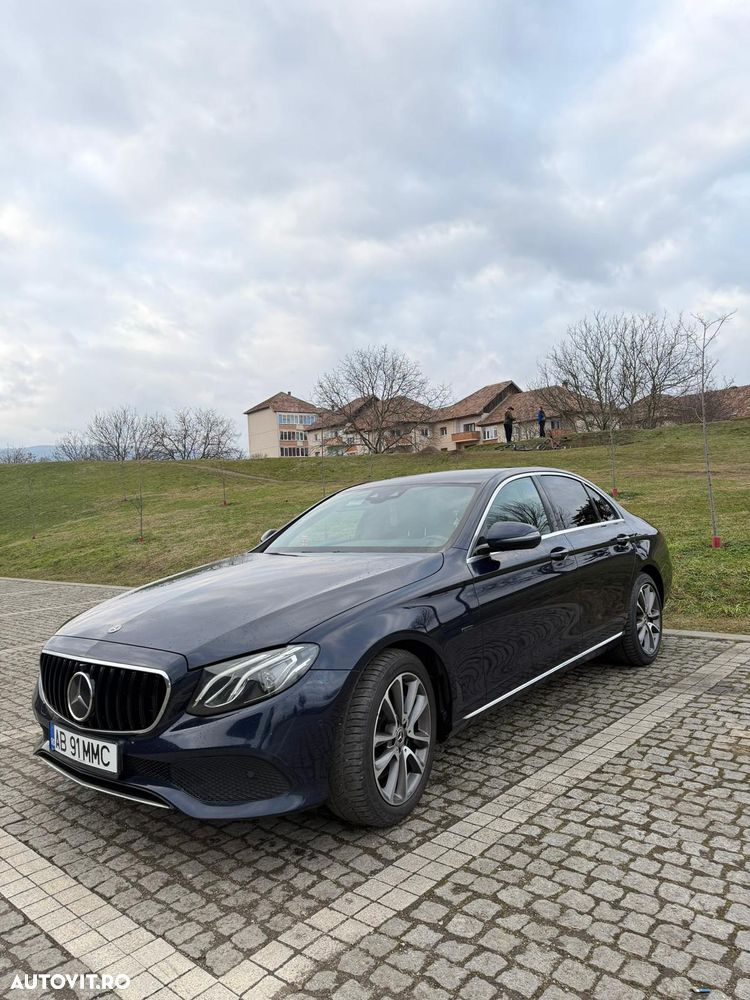 Mercedes-Benz E - 1