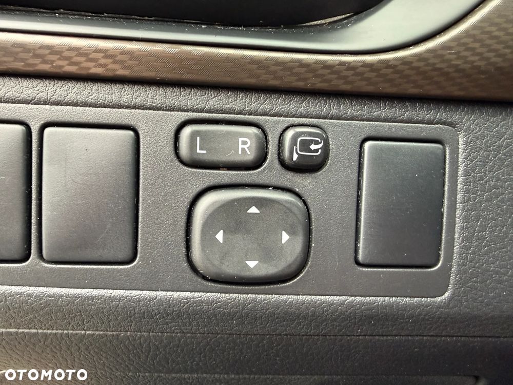 Toyota Avensis Touring Sports 1.8 Executive - 11