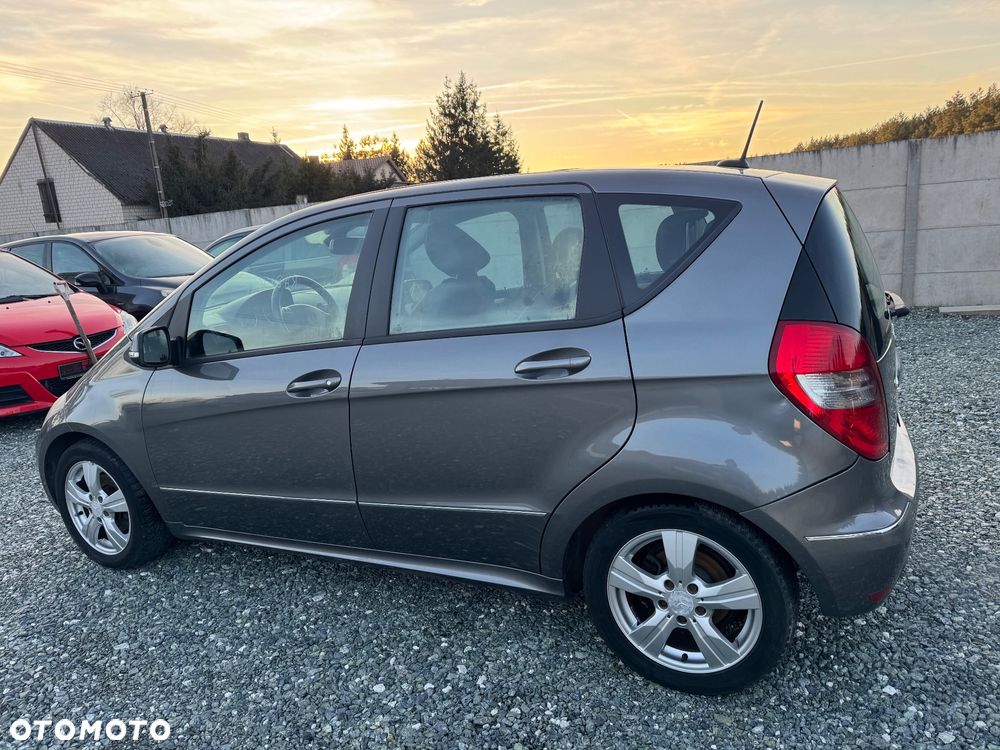 Mercedes-Benz Klasa A 150 BlueEFFICIENCY Elegance - 4