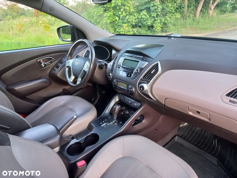 Hyundai ix35 - 12
