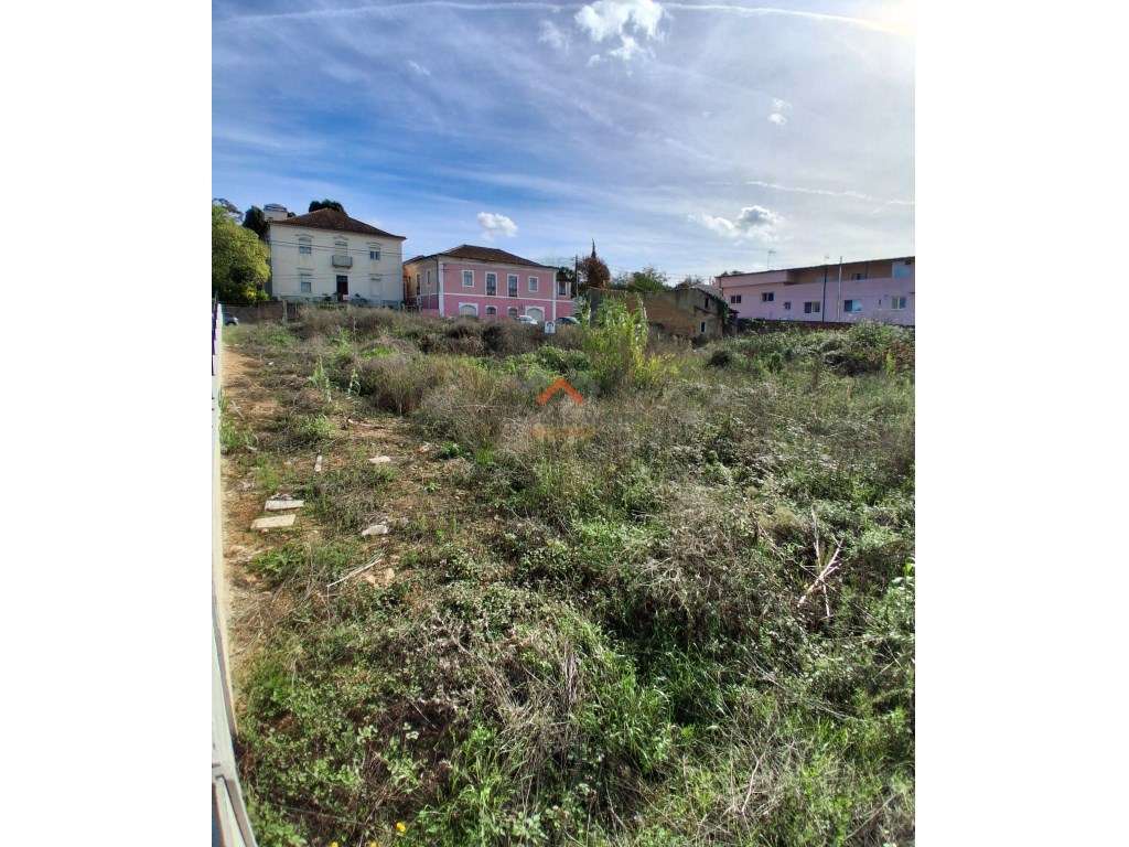 Terreno Urbano com 743 m² - Vendas da Pedreira, Anadia - Grande imagem: 2/3