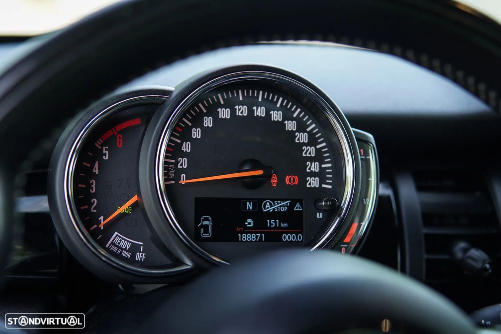 MINI 3 Portas Cooper D - 51