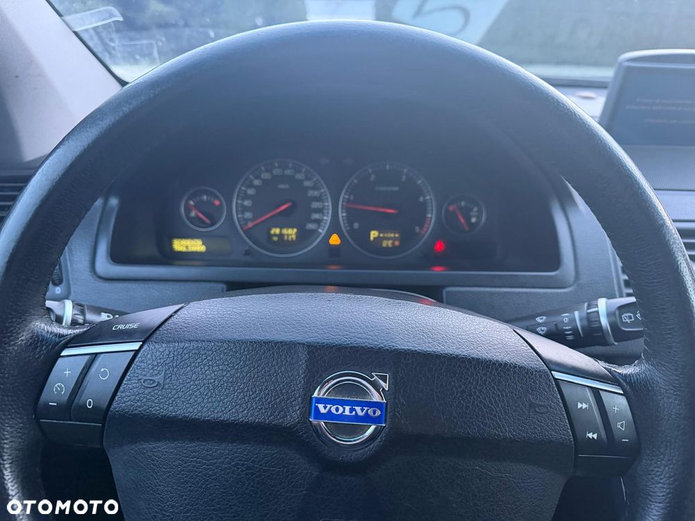 Volvo XC 90 D5 Momentum - 5