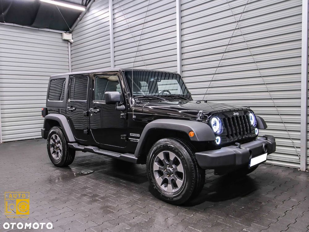Jeep Wrangler 3.6 Unlim Night Eagle - 8