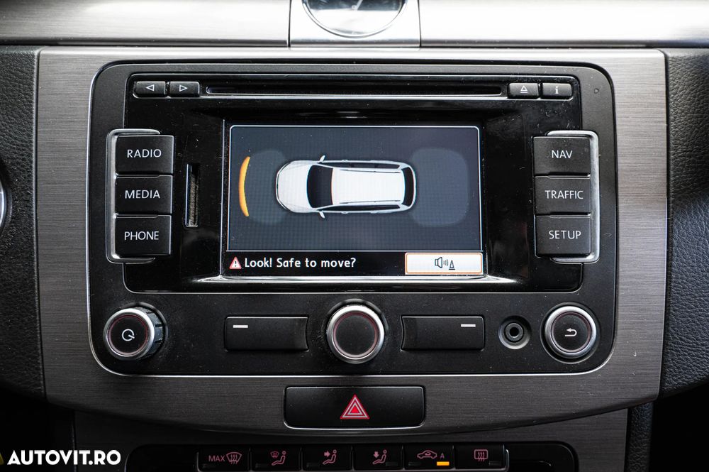 Volkswagen Passat 2.0 TDI DSG Comfortline - 19