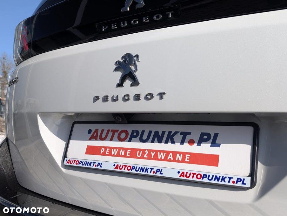 Peugeot 5008 - 8