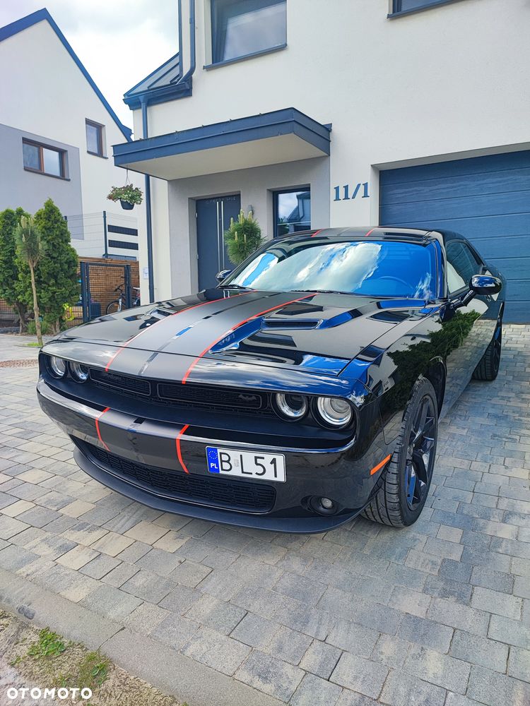 Dodge Challenger - 18