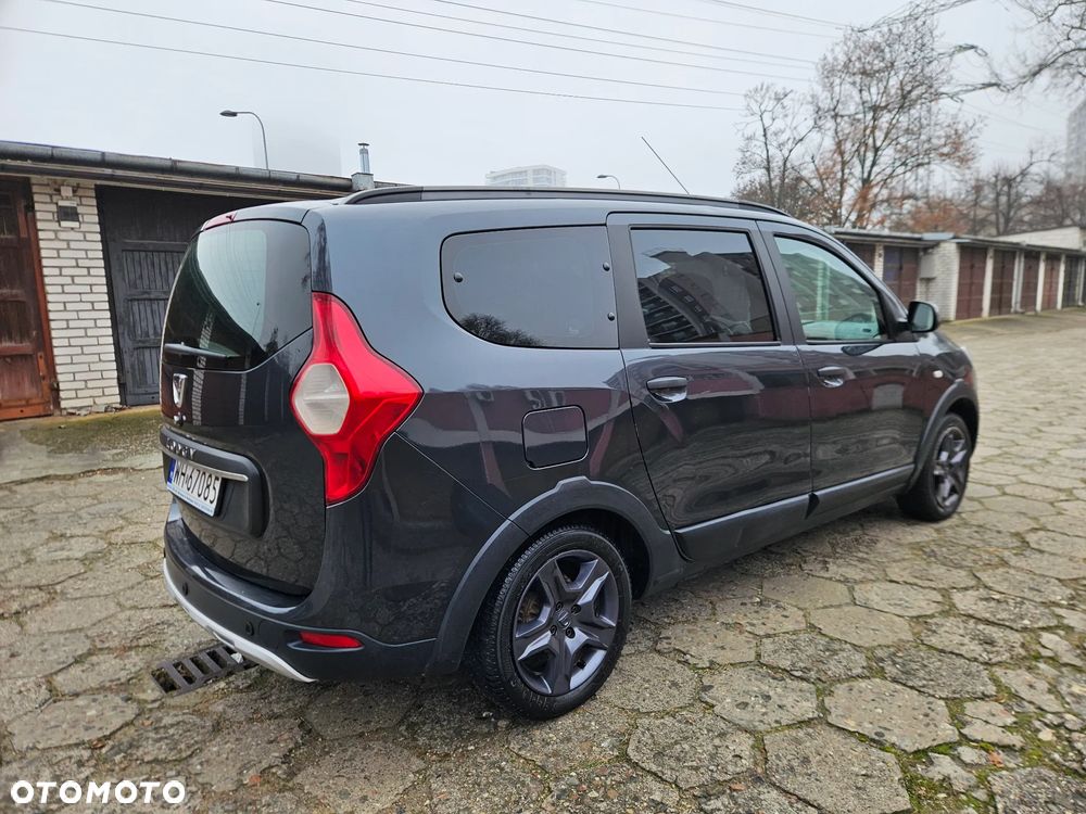 Dacia Lodgy 1.6 SCe Stepway S&S - 3