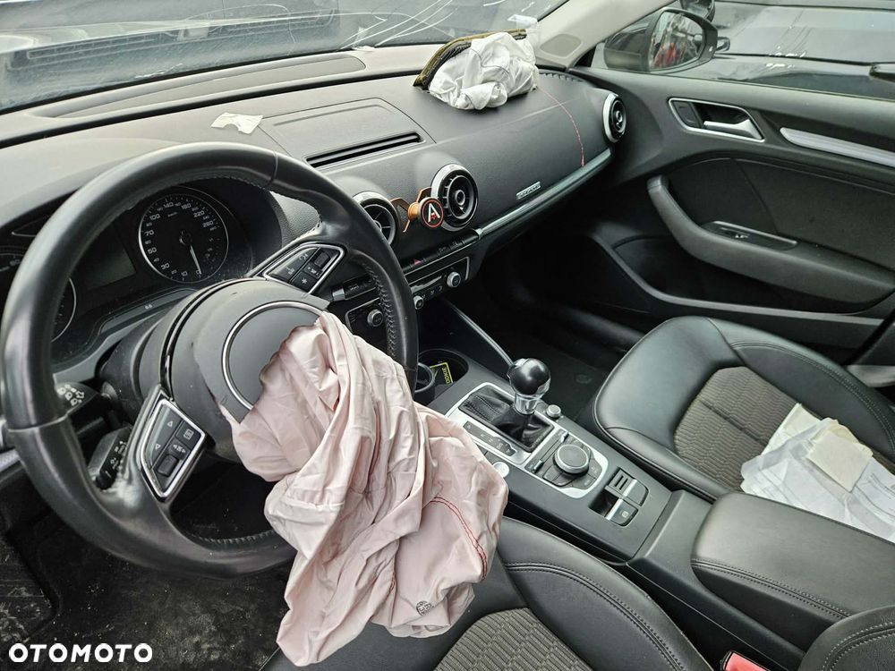 Audi A3 Sportback 1.4 TFSI e-tron Attraction - 7