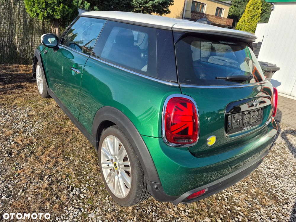 MINI Cooper S Essential Trim - 3