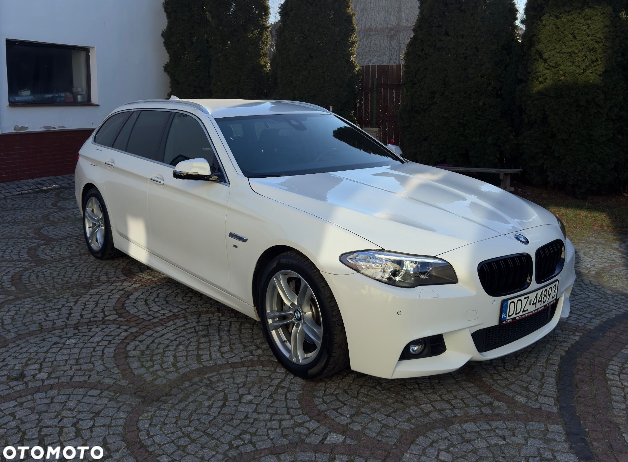 BMW Seria 5 528i xDrive Touring Sport-Aut - 1