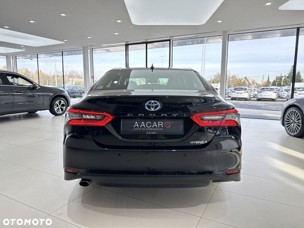 Toyota Camry 2.5 Hybrid Executive CVT - 4