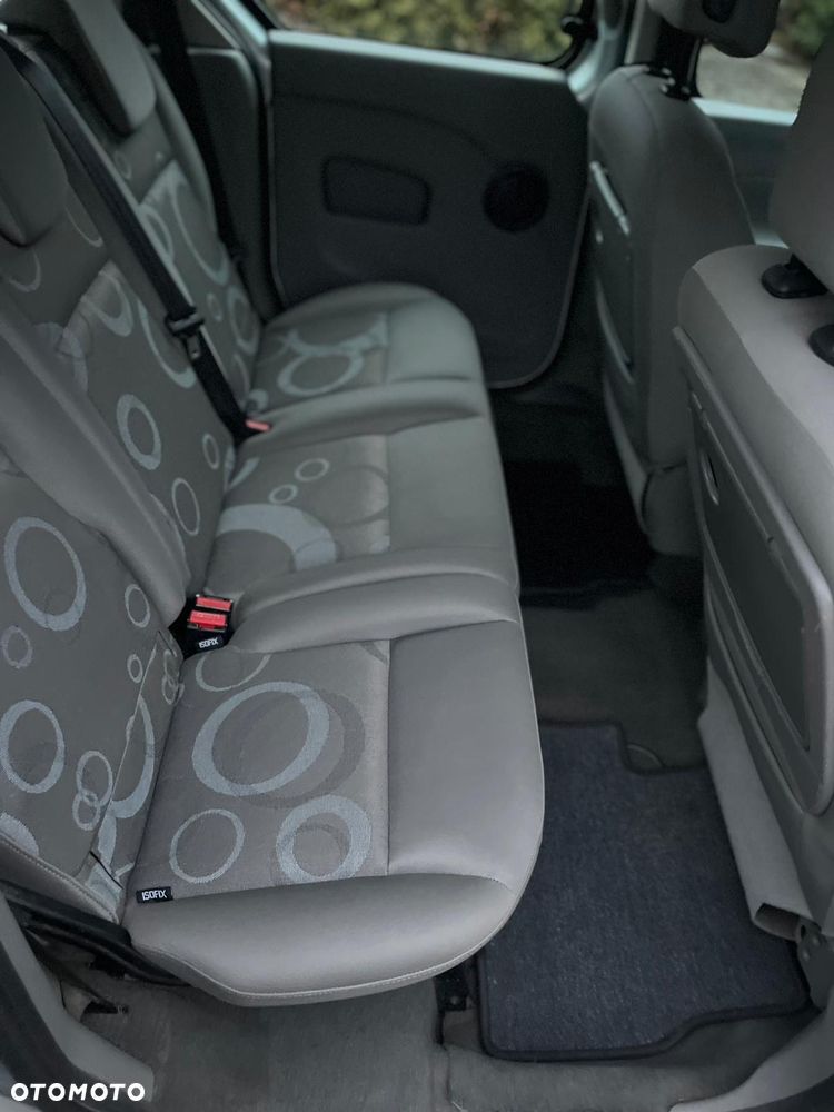 Renault Kangoo 1.6 8V Happy Family - 14