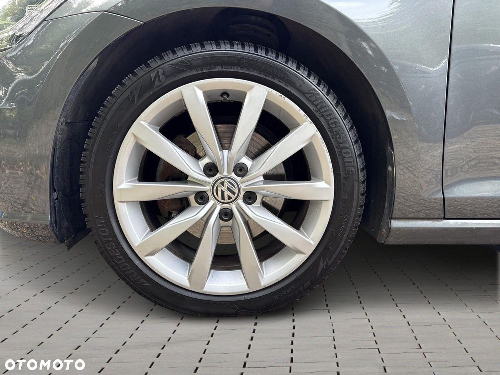 Volkswagen Golf - 30