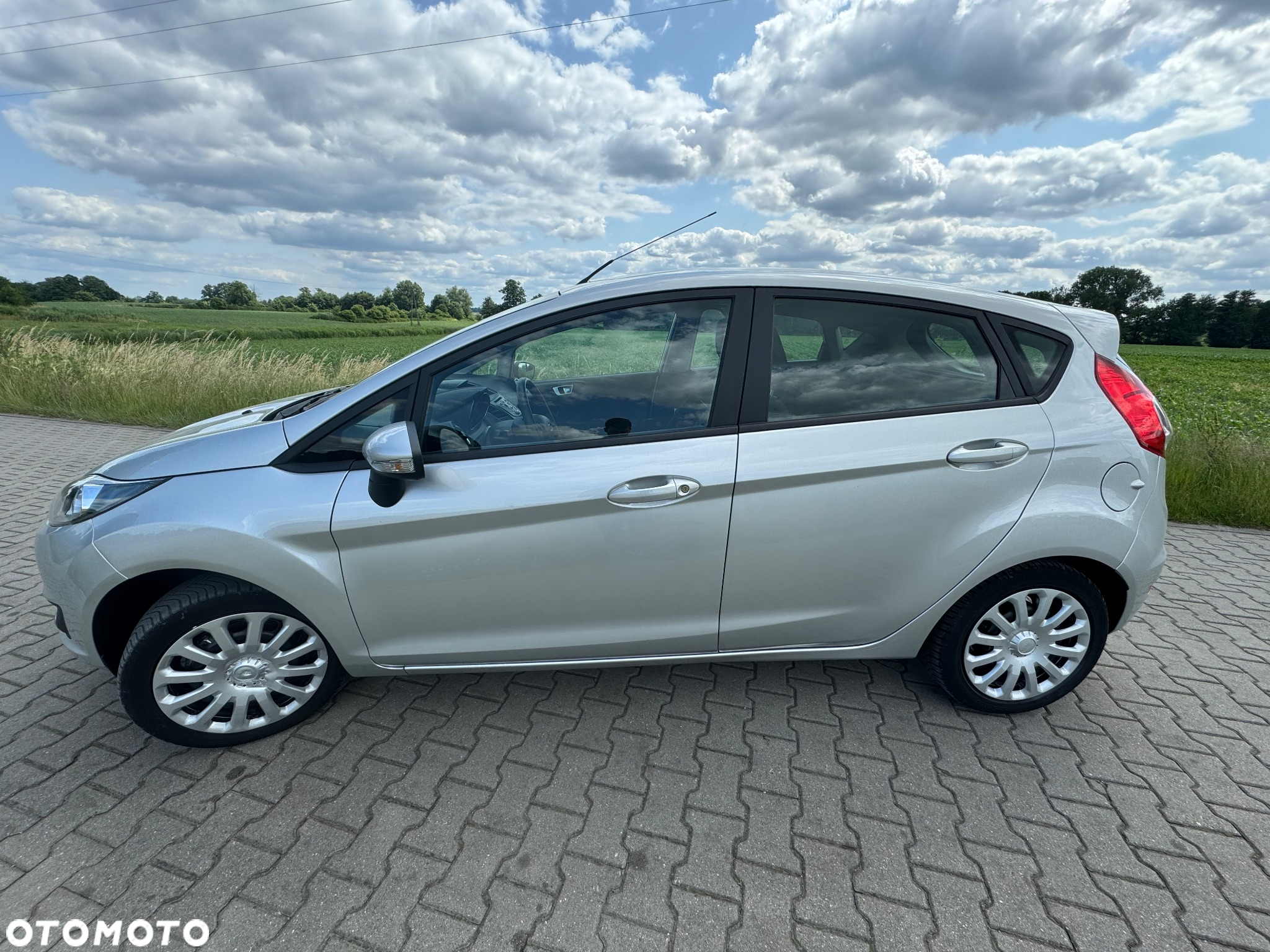 Ford Fiesta 1.0 EcoBoost Gold X - 11
